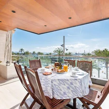 Beachfront & Centric In Puerto De Apartment